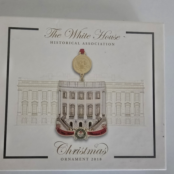 2018 White House Historical Association Christmas Ornament Truman Box And Papers - Picture 10 of 11